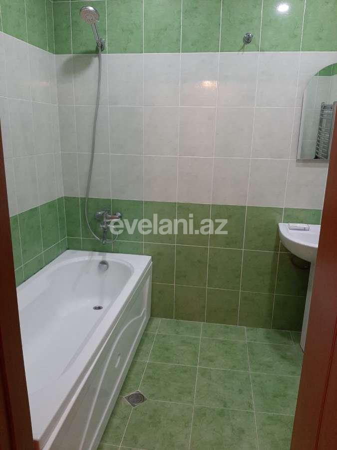 Satılır, yeni tikili, 2 otaqlı, 75 m², İnşaatçılar m.