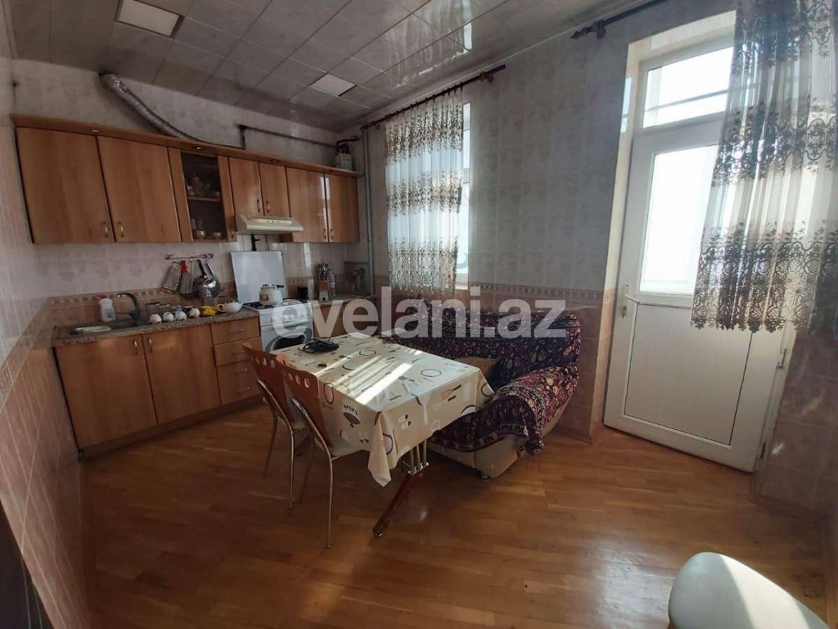 Sale, old building, 3 room, 90 m², Khutor d.