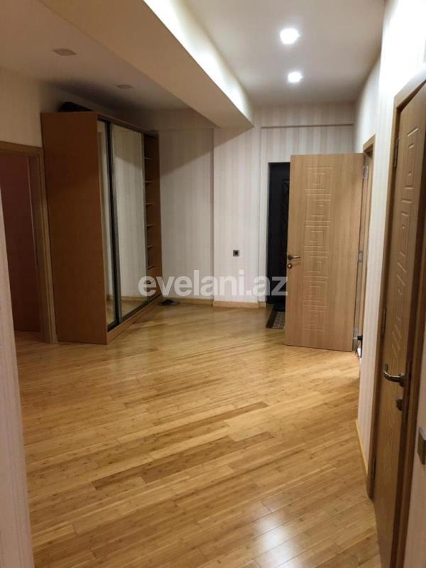 Satılır, yeni tikili, 3 otaqlı, 115 m², İnşaatçılar m.