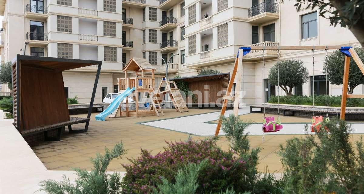 Satılır, yeni tikili, 4 otaqlı, 142 m², Şah İsmayıl Xətai m.