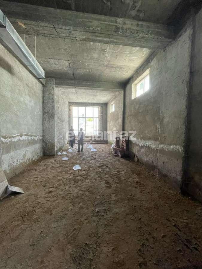 Kirayə verilir, obyekt, 66 m², İnşaatçılar m.