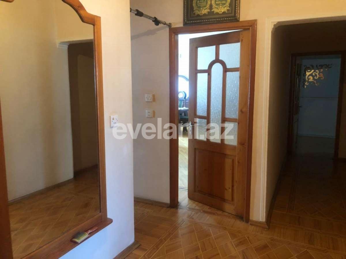 Sale, old building, 5 room, 100 m², Azadlig prospekti m.