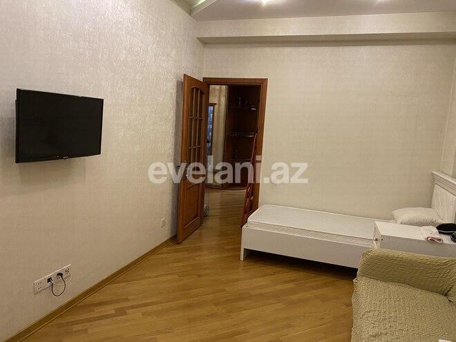 Kirayə verilir, yeni tikili, 3 otaqlı, 130 m², Gənclik m.