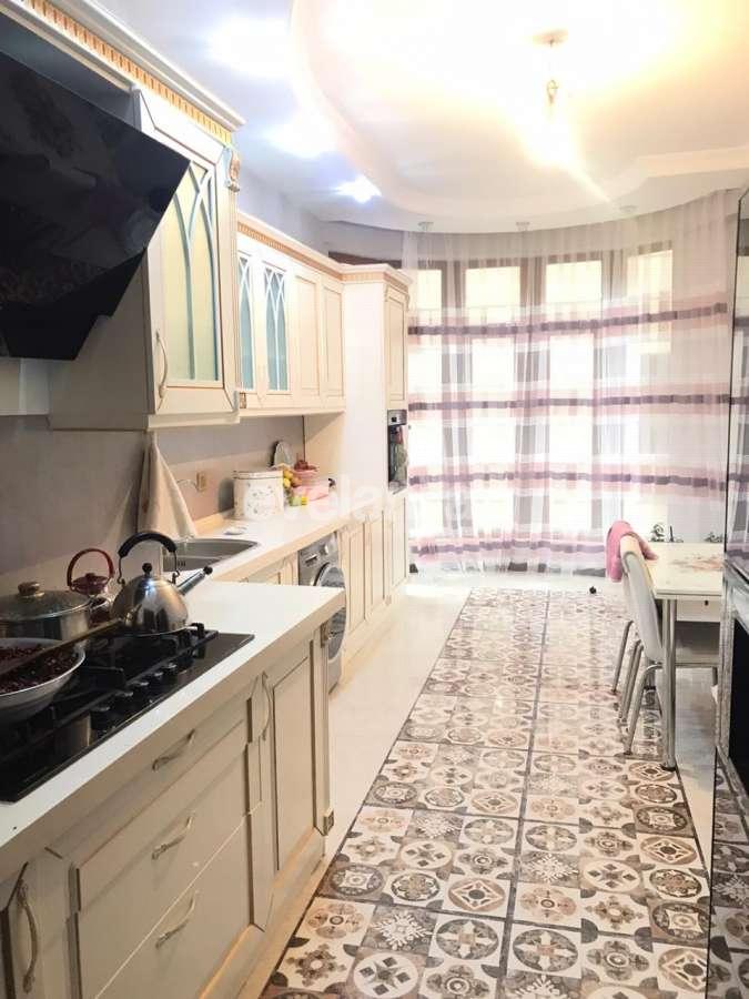 Satılır, yeni tikili, 3 otaqlı, 157 m², Şah İsmayıl Xətai m.