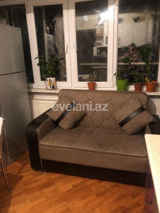 Sale, old building, 3 room, 95 m², 9-th microdistrict d.