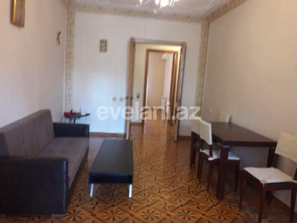 Kirayə verilir, köhnə tikili, 22 otaqlı, 60 m², Azadlıq prospekti m.