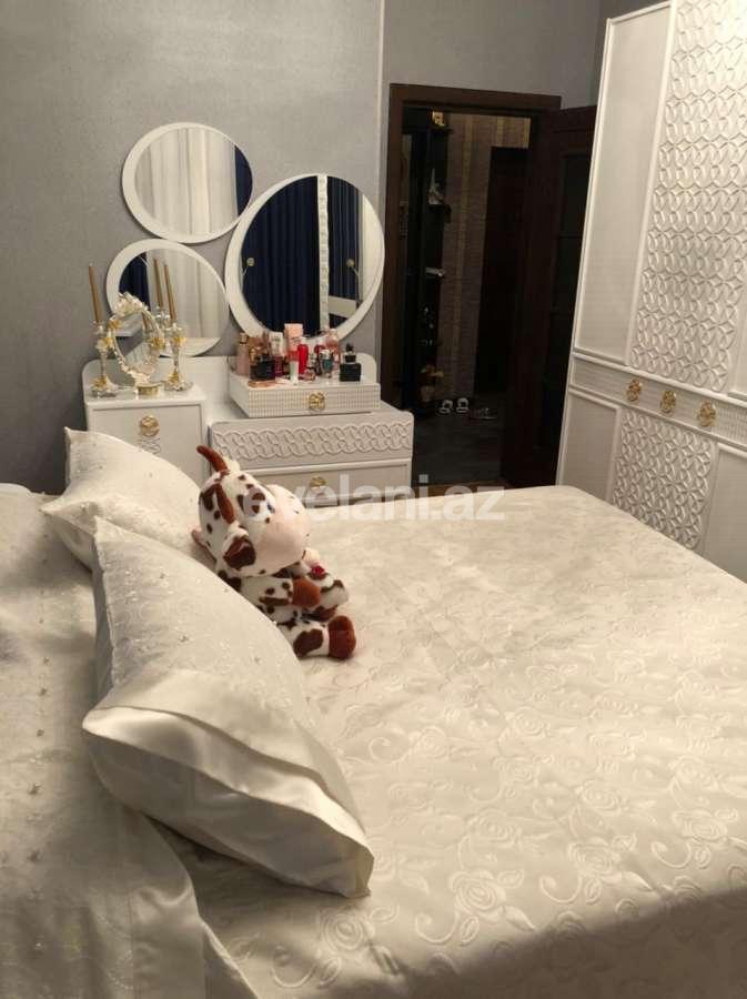 Satılır, yeni tikili, 2 otaqlı, 65 m², Memar Əcəmi m.