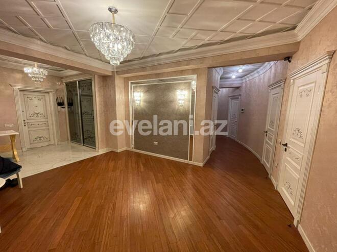 Продаётся, новостройка, 4-комнаты, 200 m², 28 мая m.