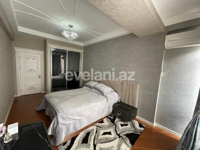 Продаётся, новостройка, 4-комнаты, 200 m², 28 мая m.