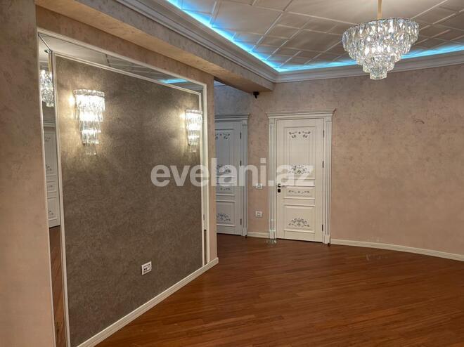 Продаётся, новостройка, 4-комнаты, 200 m², 28 мая m.