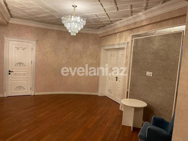 Продаётся, новостройка, 4-комнаты, 200 m², 28 мая m.