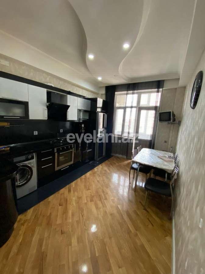 Satılır, yeni tikili, 3 otaqlı, 120 m², 3-cü mikrorayon q.