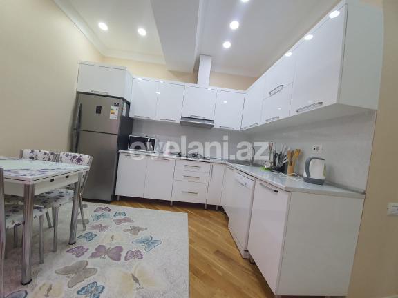 Kirayə verilir, yeni tikili, 2 otaqlı, 67 m², Şah İsmayıl Xətai m.