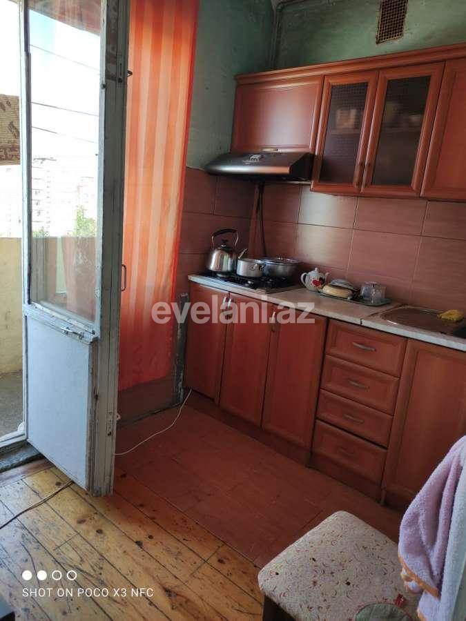 Satılır, köhnə tikili, 3 otaqlı, 90 m², 7-ci mikrorayon q.