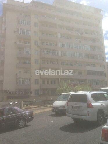 Kirayə verilir, yeni tikili, 2 otaqlı, 60 m², İnşaatçılar m.