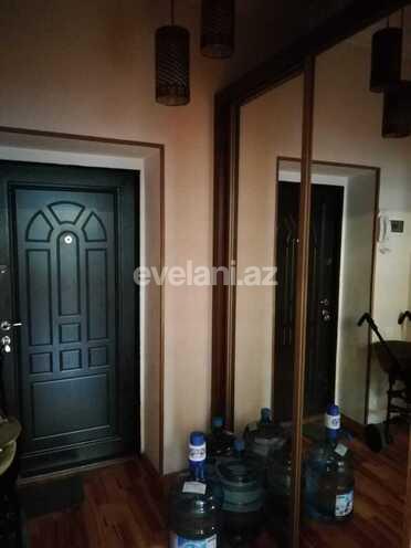 Kirayə verilir, yeni tikili, 2 otaqlı, 60 m², İnşaatçılar m.