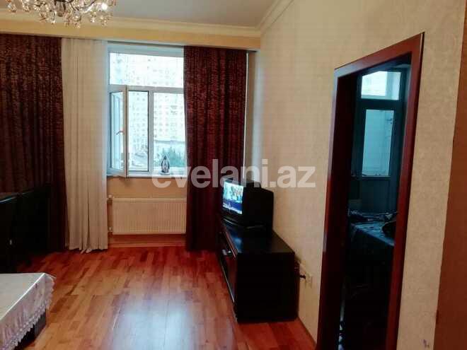 Kirayə verilir, yeni tikili, 2 otaqlı, 60 m², İnşaatçılar m.