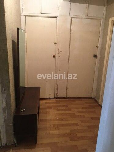 Satılır, köhnə tikili, 2 otaqlı, 62 m², Azadlıq prospekti m.