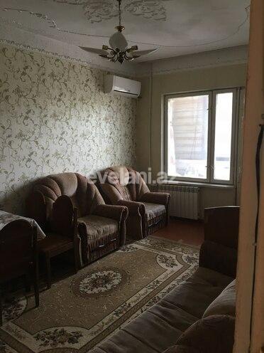 Satılır, köhnə tikili, 2 otaqlı, 62 m², Azadlıq prospekti m.