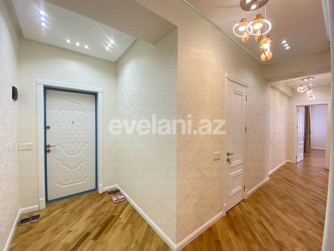 Satılır, yeni tikili, 3 otaqlı, 123 m², Şah İsmayıl Xətai m.
