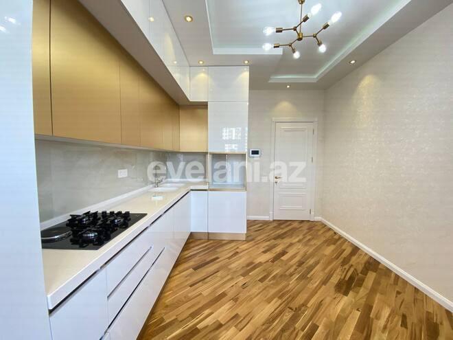 Satılır, yeni tikili, 3 otaqlı, 123 m², Şah İsmayıl Xətai m.
