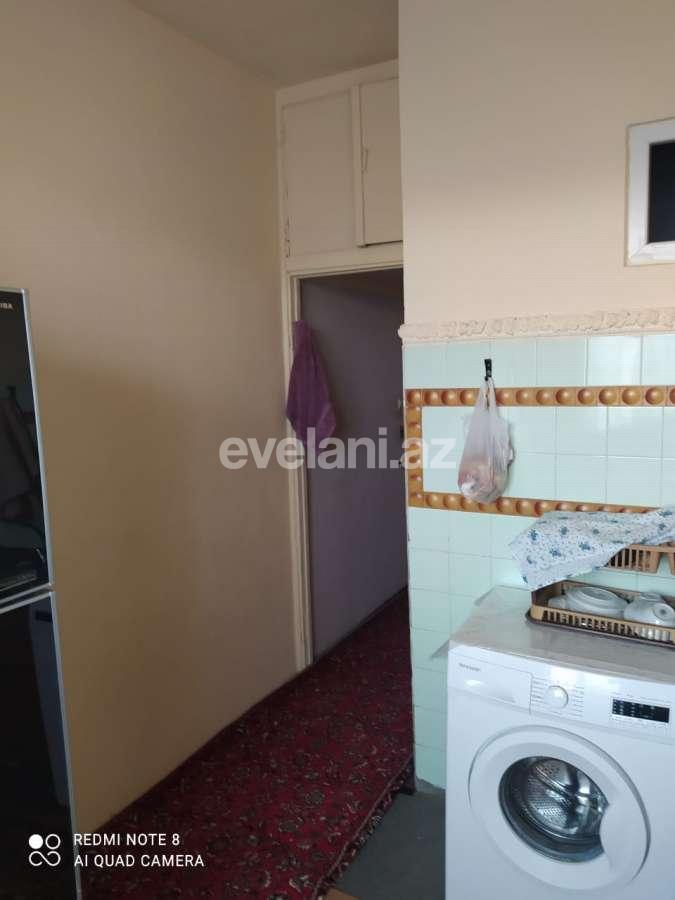 Sale, old building, 4 room, 100 m², Bakikhanov d.
