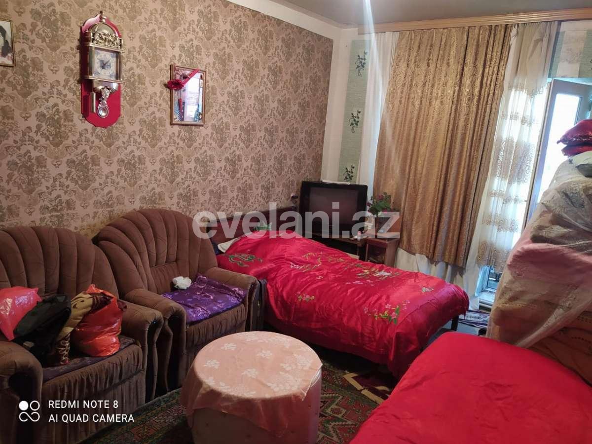 Sale, old building, 4 room, 100 m², Bakikhanov d.