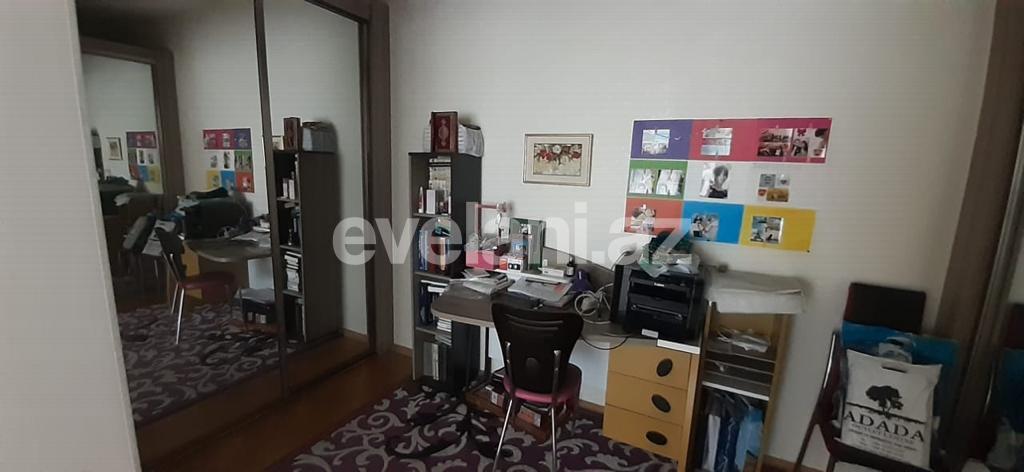 Продаётся, новостройка, 4-комнаты, 233 m², Элмляр Академиясы m.