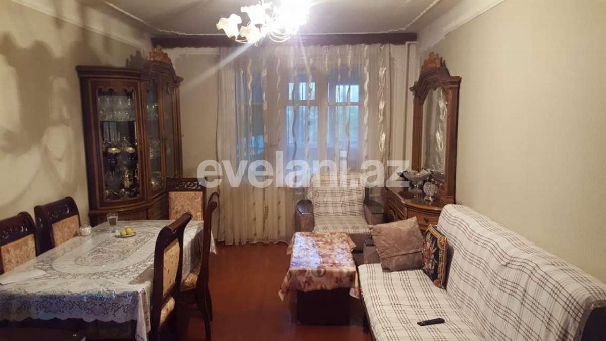 Satılır, köhnə tikili, 3 otaqlı, 67 m², Bakıxanov q.