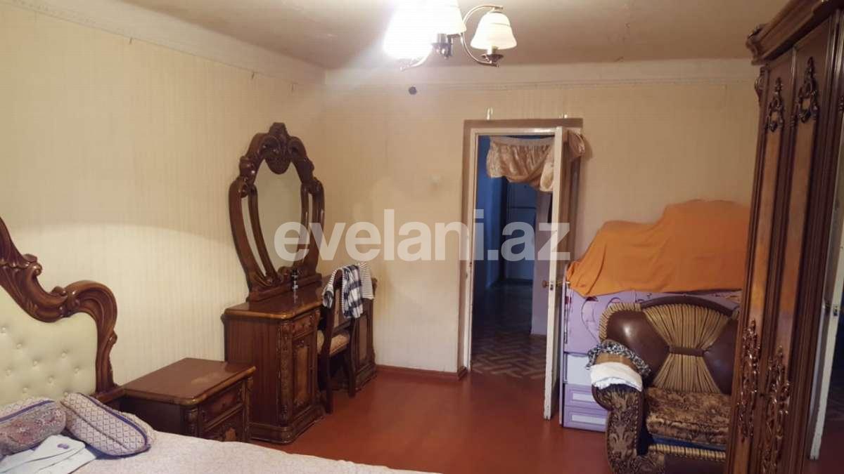 Satılır, köhnə tikili, 3 otaqlı, 67 m², Bakıxanov q.