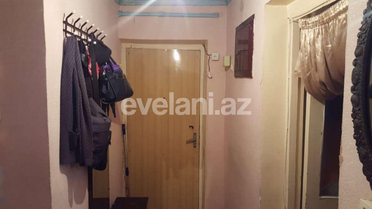 Satılır, köhnə tikili, 3 otaqlı, 67 m², Bakıxanov q.