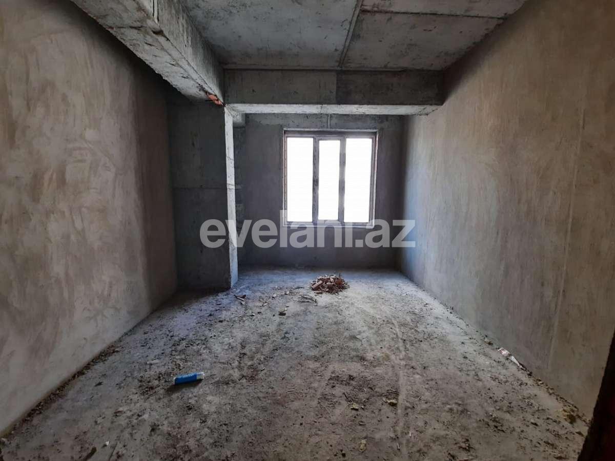 Satılır, yeni tikili, 2 otaqlı, 75 m², İnşaatçılar m.