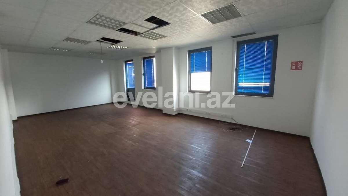 Rent, office, 6 room, 600 m², Nasimi r.