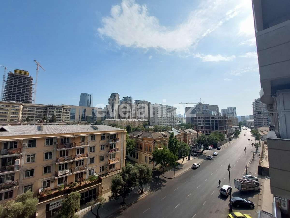 Sale, new building, 3 room, 157 m², Khatai r.