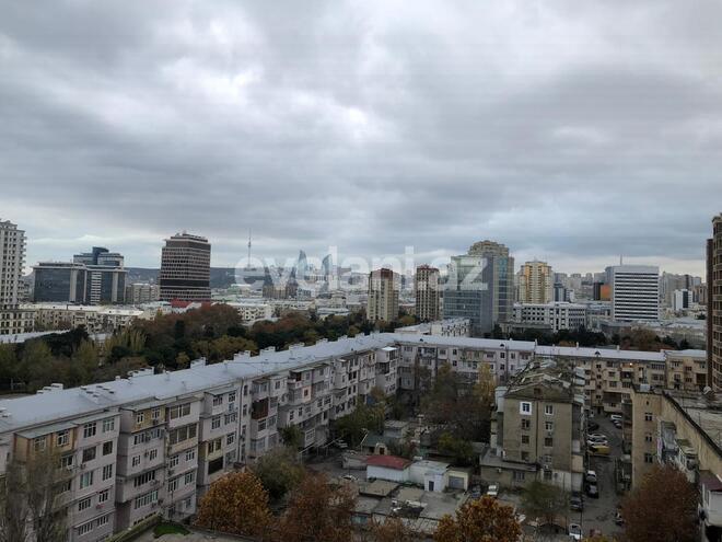 Продаётся, новостройка, 3-комнаты, 201 m², 28 мая m.