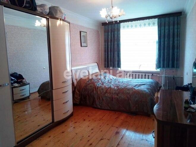 Sale, old building, 5 room, 100 m², Yeni Guneshli d.