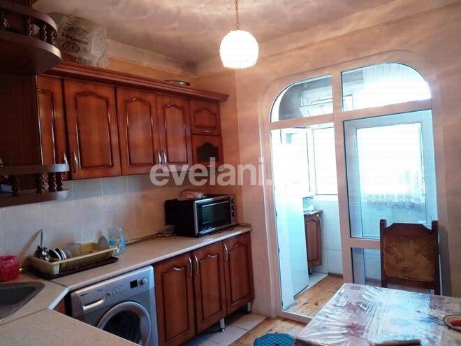 Sale, old building, 5 room, 100 m², Yeni Guneshli d.