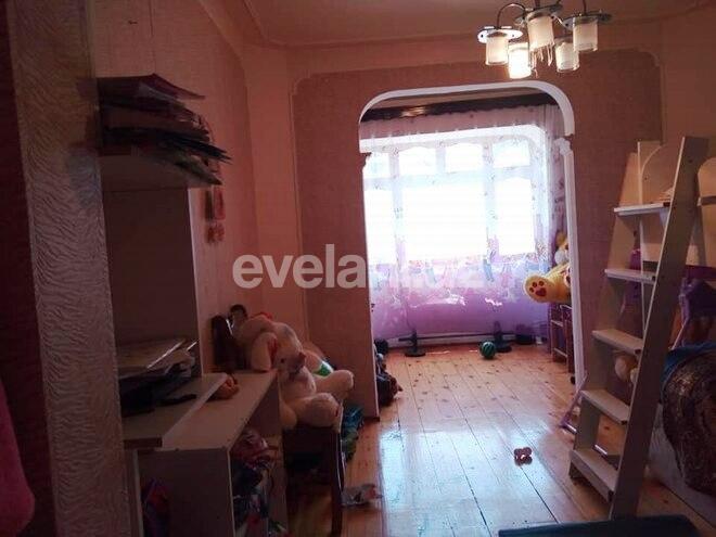 Sale, old building, 5 room, 100 m², Yeni Guneshli d.