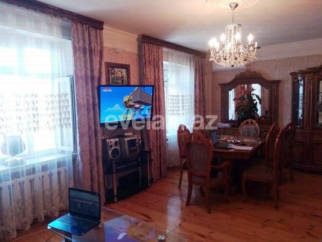 Sale, old building, 5 room, 100 m², Yeni Guneshli d.