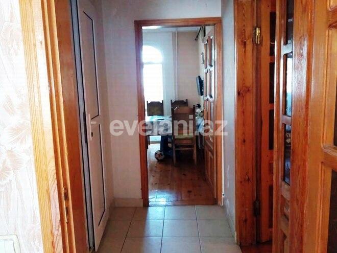 Sale, old building, 5 room, 100 m², Yeni Guneshli d.