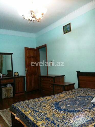 Sale, old building, 5 room, 100 m², Old Guneshli d.