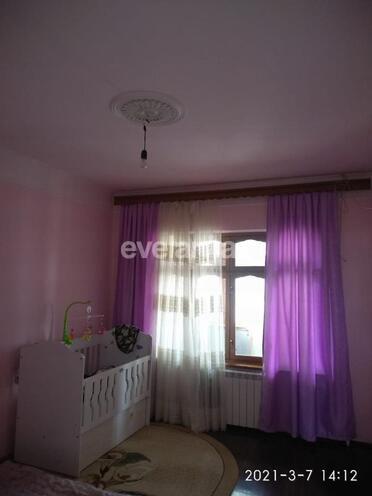 Sale, old building, 5 room, 100 m², Old Guneshli d.