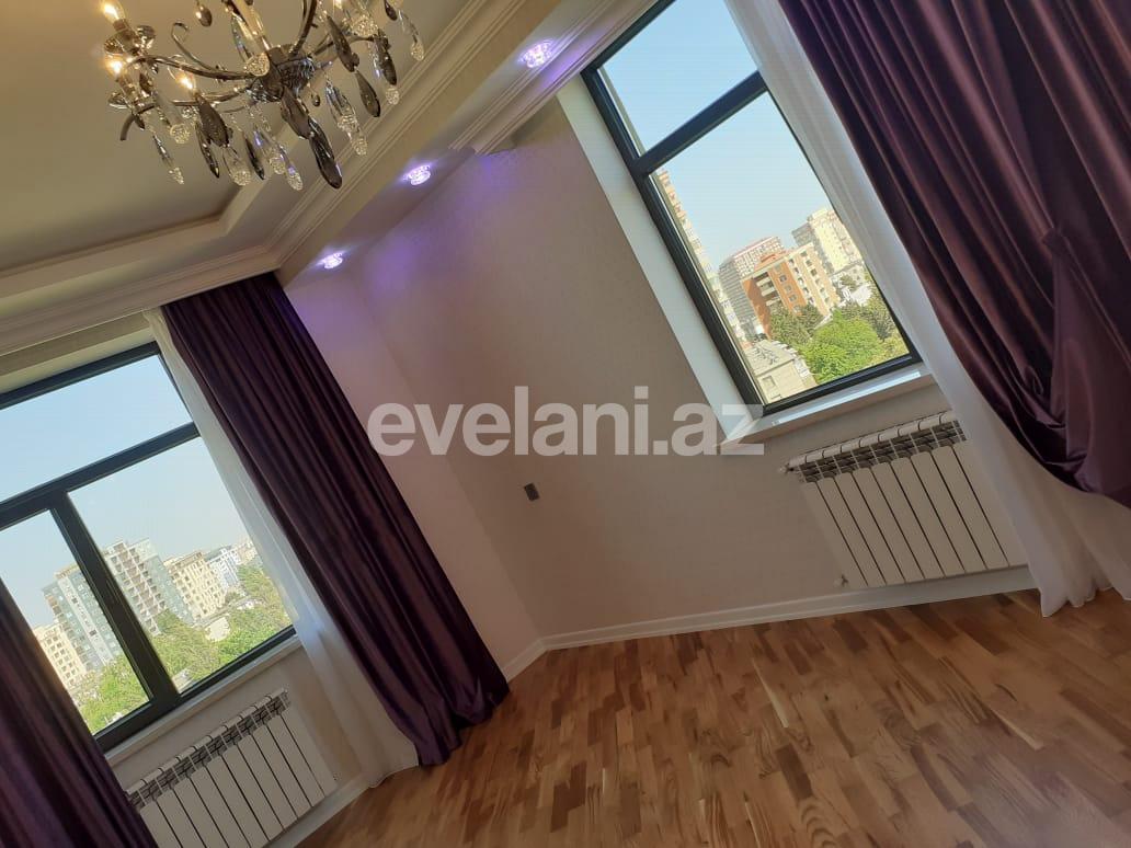 Satılır, yeni tikili, 2 otaqlı, 70 m², 4-cü mikrorayon q.