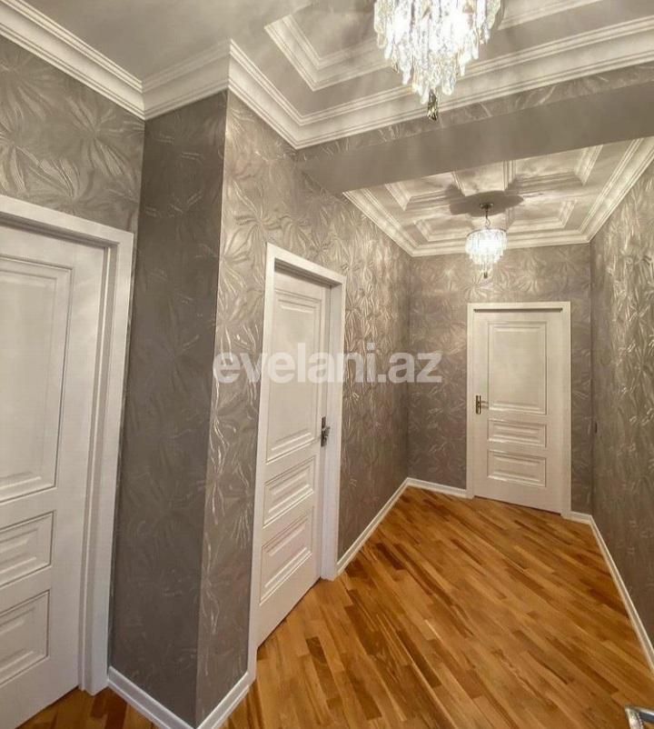 Satılır, yeni tikili, 2 otaqlı, 70 m², 4-cü mikrorayon q.