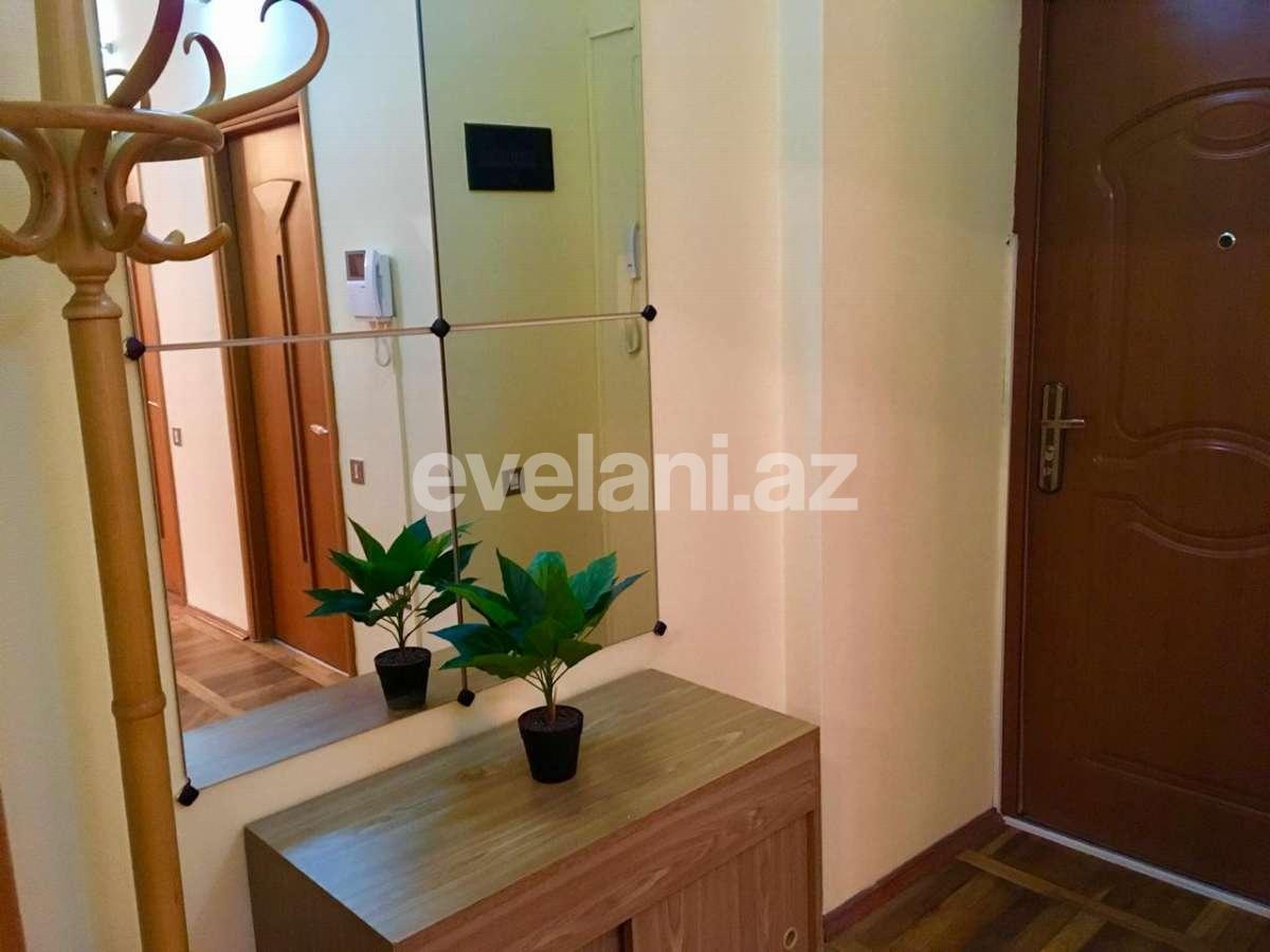 Rent, old building, 3 room, 110 m², Sabail r.