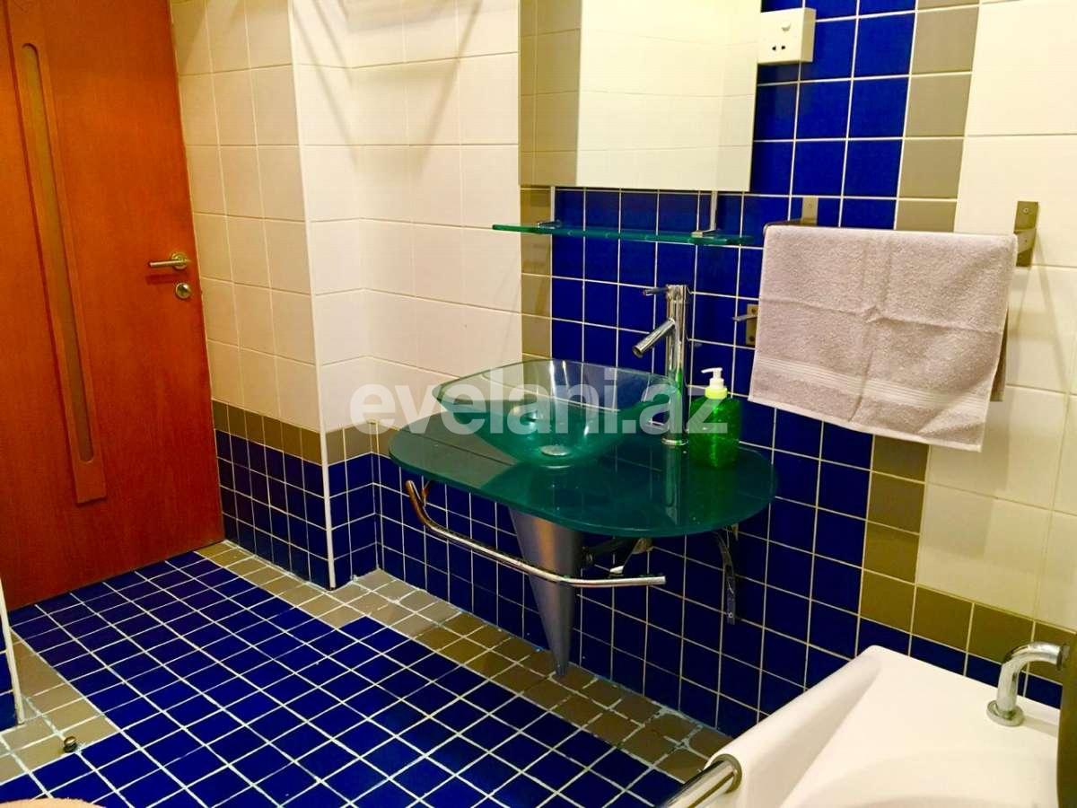 Rent, old building, 3 room, 110 m², Sabail r.