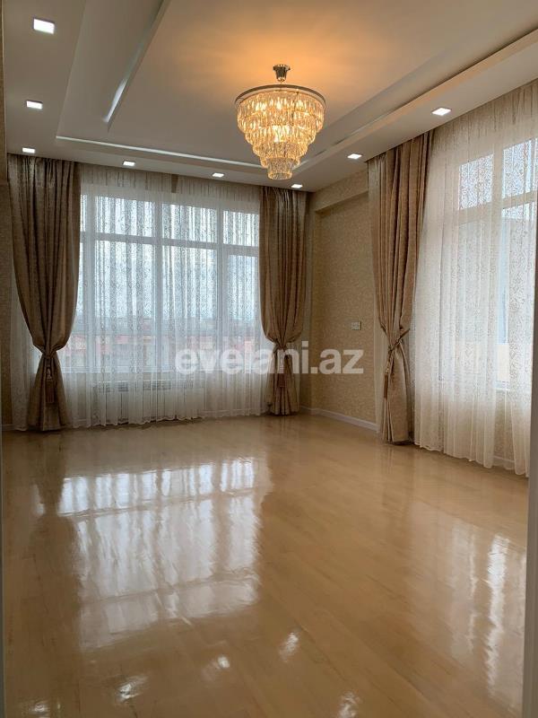 Продаётся, новостройка, 3-комнаты, 130 m², Шах Исмаил Хатаи m.