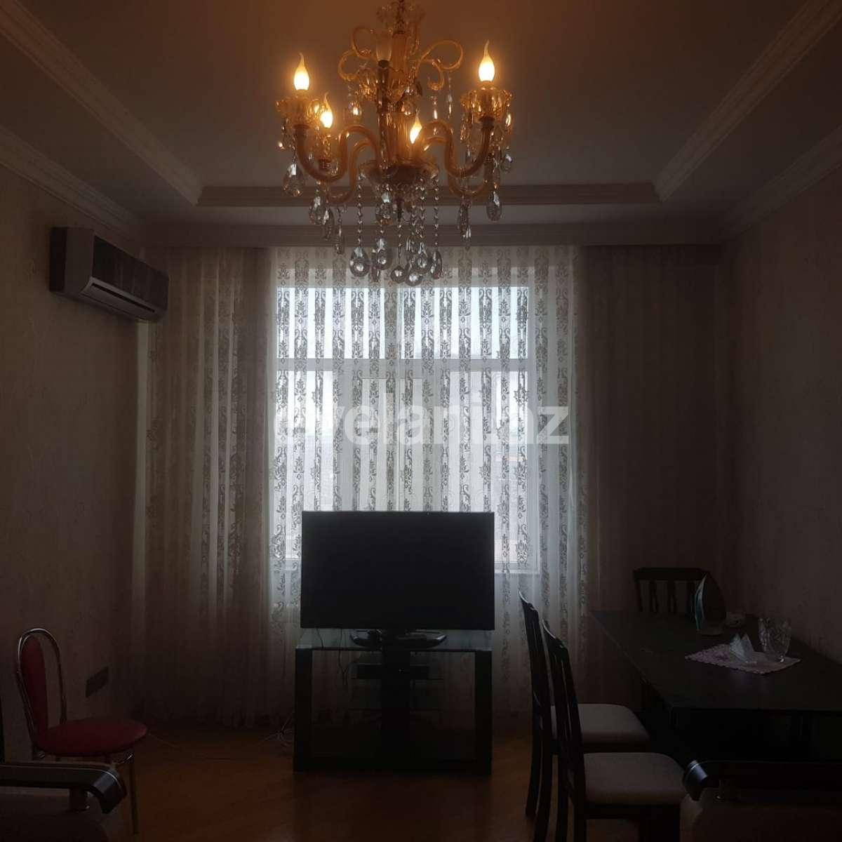 Satılır, yeni tikili, 2 otaqlı, 60 m², 7-ci mikrorayon q.