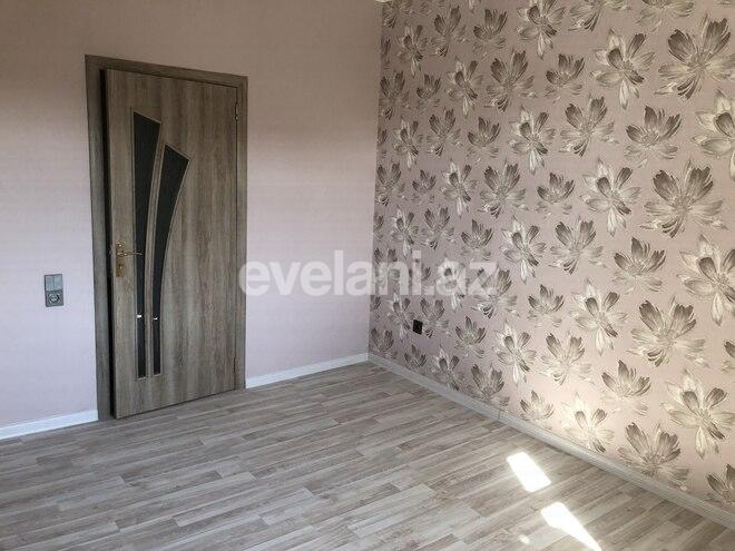 Sale, old building, 4 room, 110 m², Bakikhanov d.