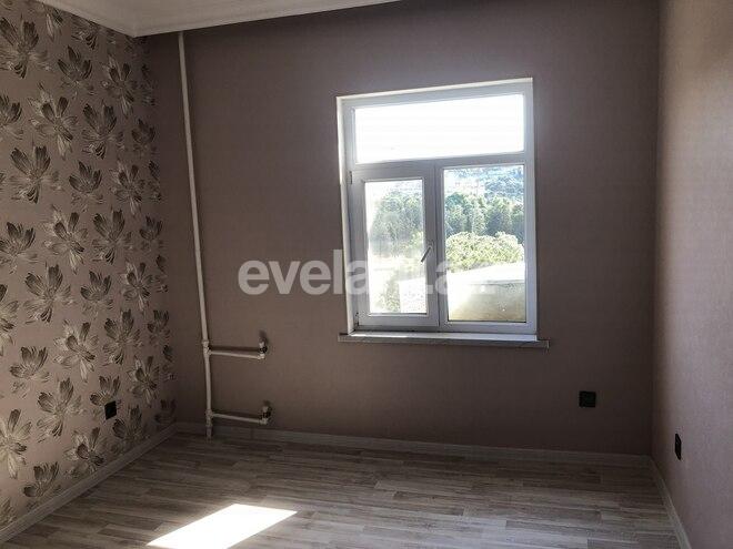 Sale, old building, 4 room, 110 m², Bakikhanov d.